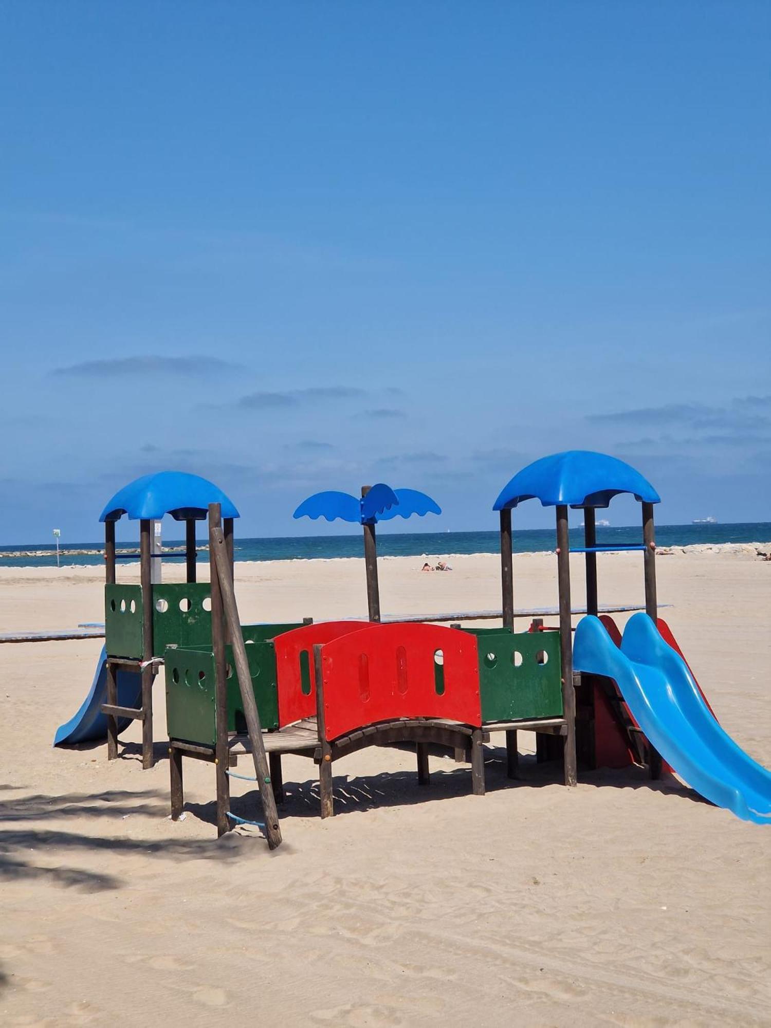 Apartamento Barbacoa, Piscina Y Playa بويبلا دي فارنالس المظهر الخارجي الصورة