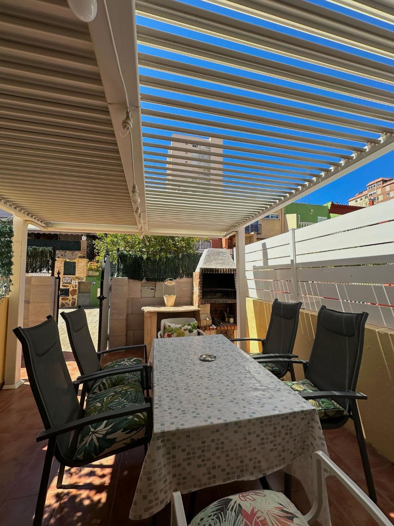 Apartamento Barbacoa, Piscina Y Playa بويبلا دي فارنالس المظهر الخارجي الصورة